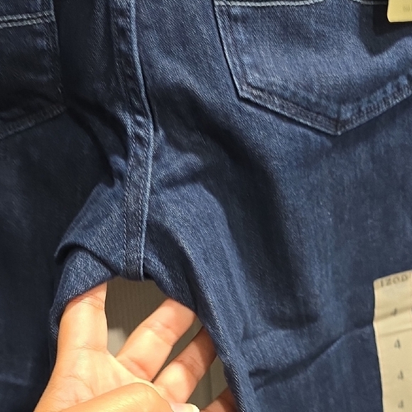 Izod Dark Wash Denim Capris Woman's size 4 - Picture 12 of 13